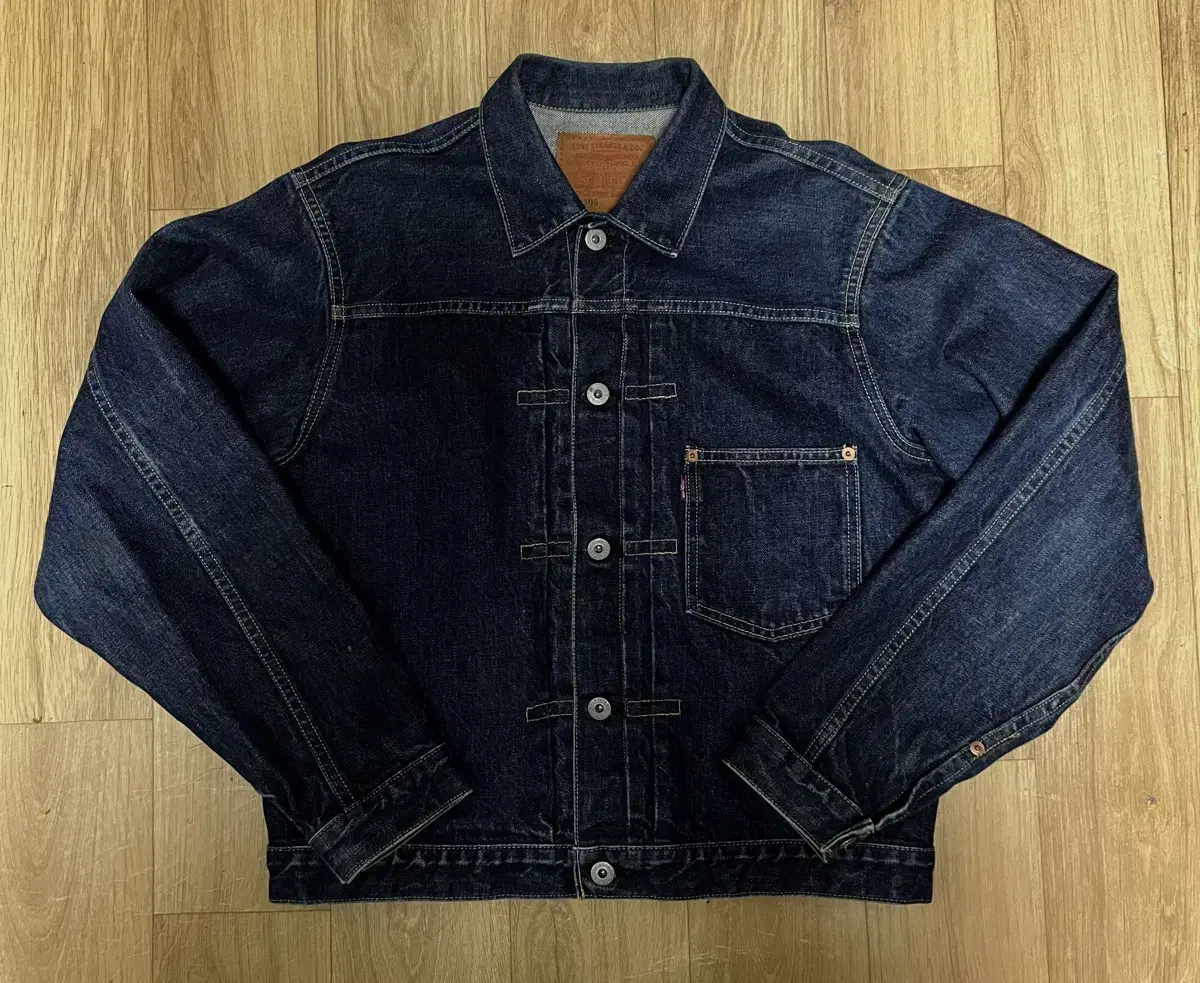 Levi's 1st Generation LVC 71506 (40) Jeans Jacket Made in Japan sells