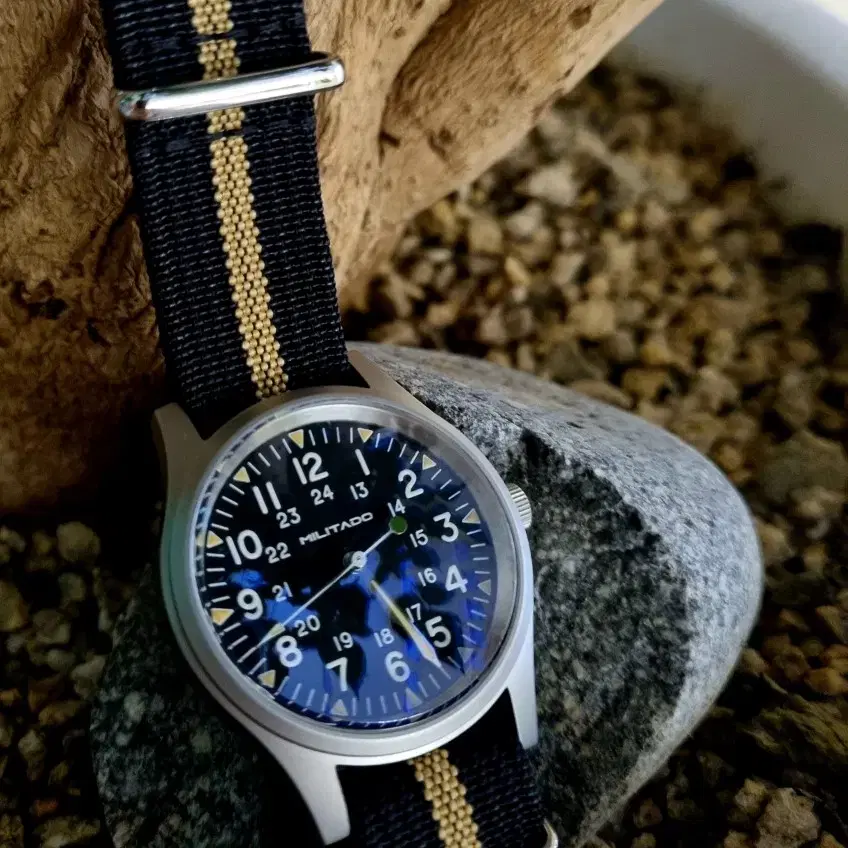 militado ml02 36mm 밀리타도 시계 팝니다.