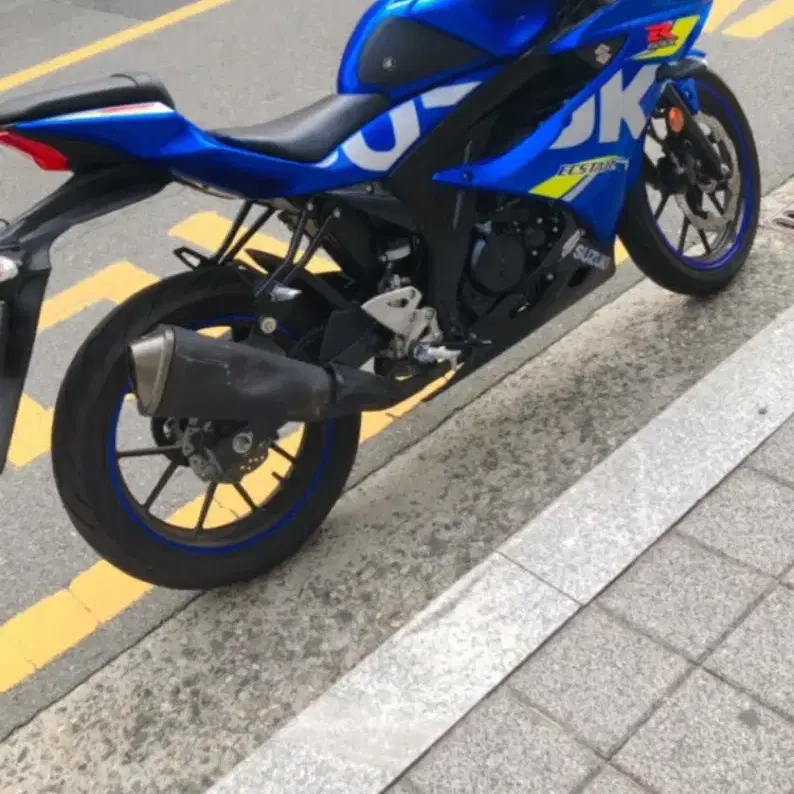 gsxr125 19년식 상태 굳