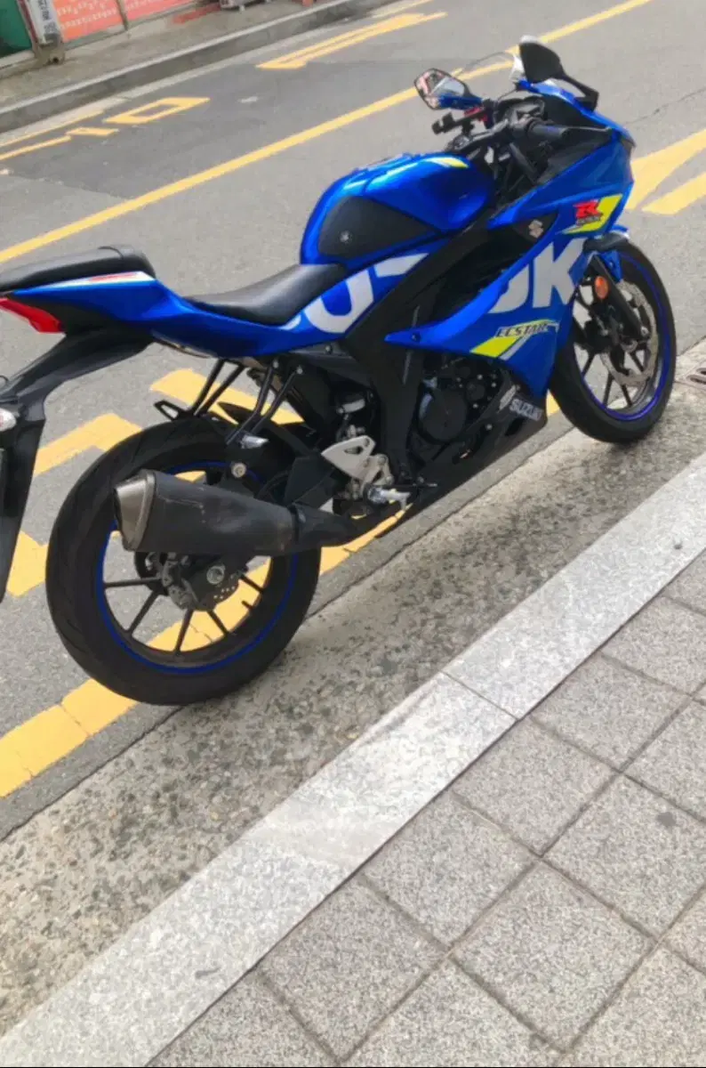 gsxr125 19년식 상태 굳