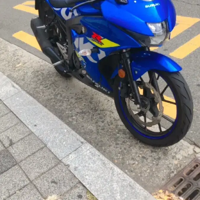 gsxr125 19년식 상태 굳