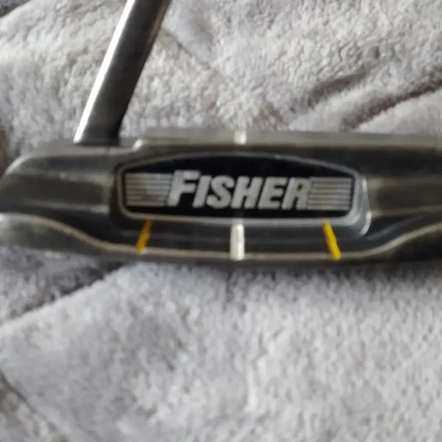 53 Fisher 일자형퍼터 33인치 612g