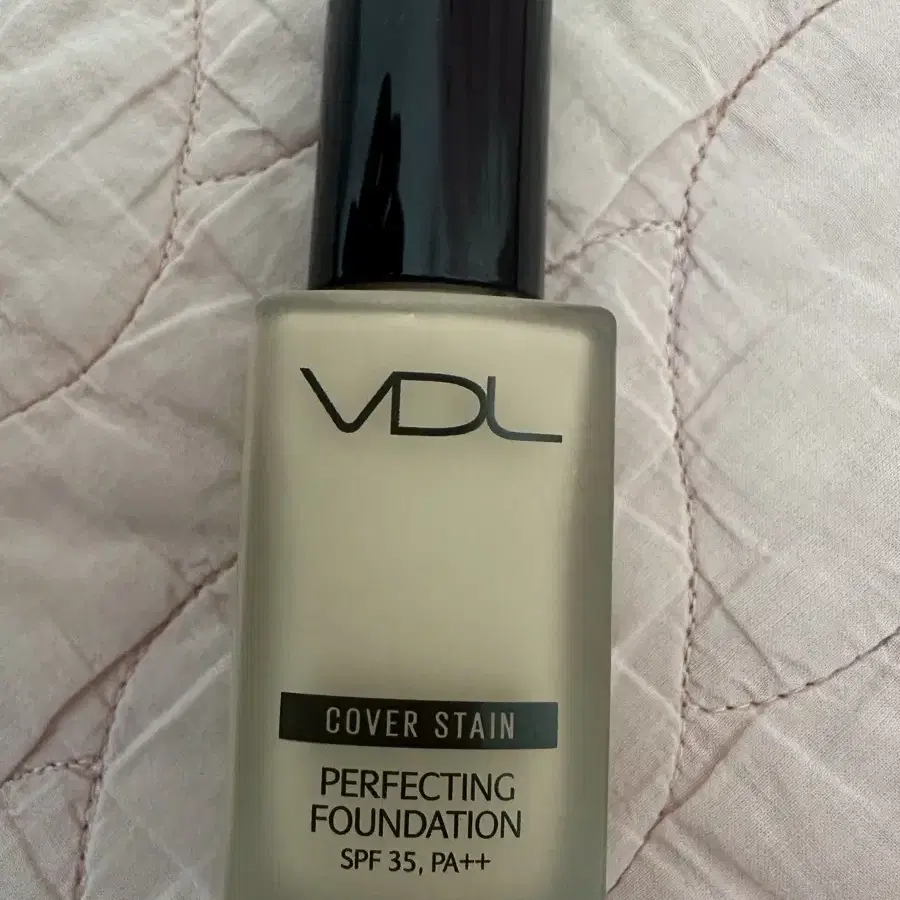 VDL 커버스테인 퍼펙팅 파운데이션 30ml  (A02 )