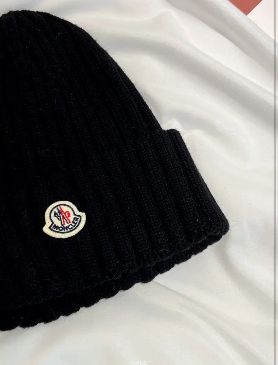 몽클레어 Moncler 로고패치 울비니 블랙 새상품(정품)