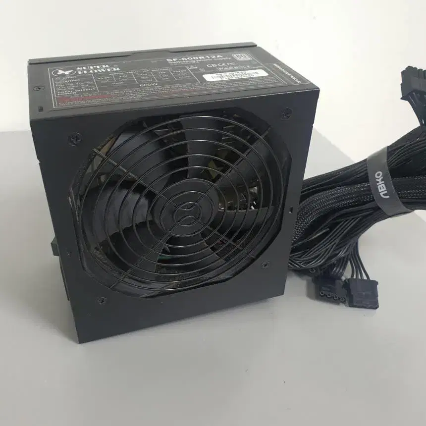 [무료배송] 중고 슈퍼플라워 정격 600W SF-600R12 파워서플라이