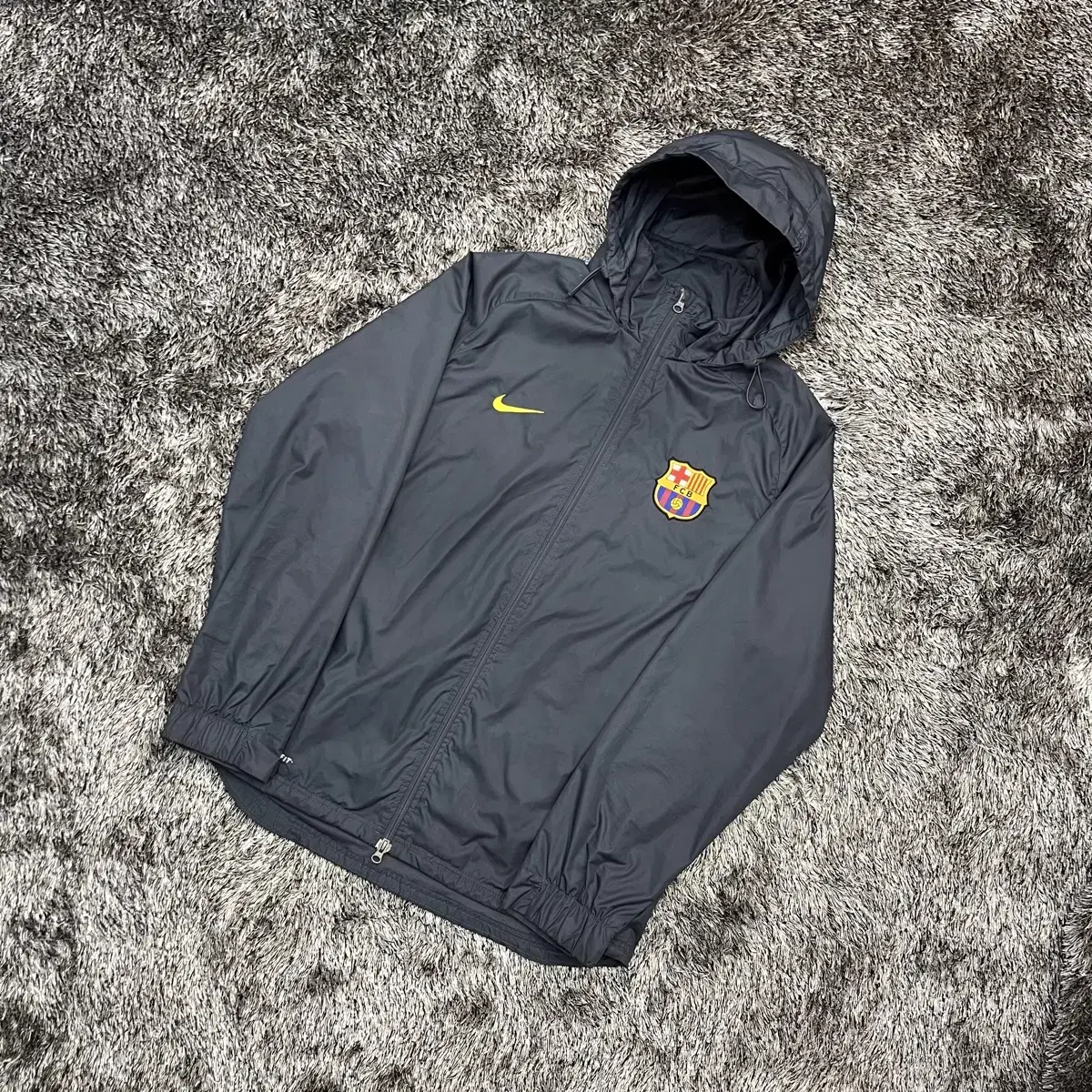 나이키 스톰핏 FCB 남성 바람막이 (XL)