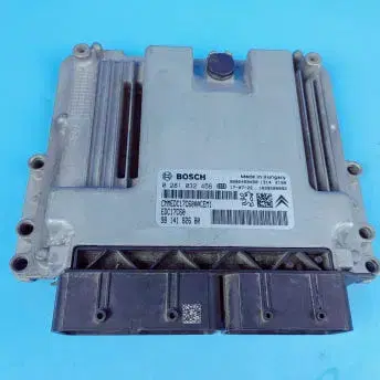 푸조 5008 ECU 모듈 0 281 032 456 /0281032456