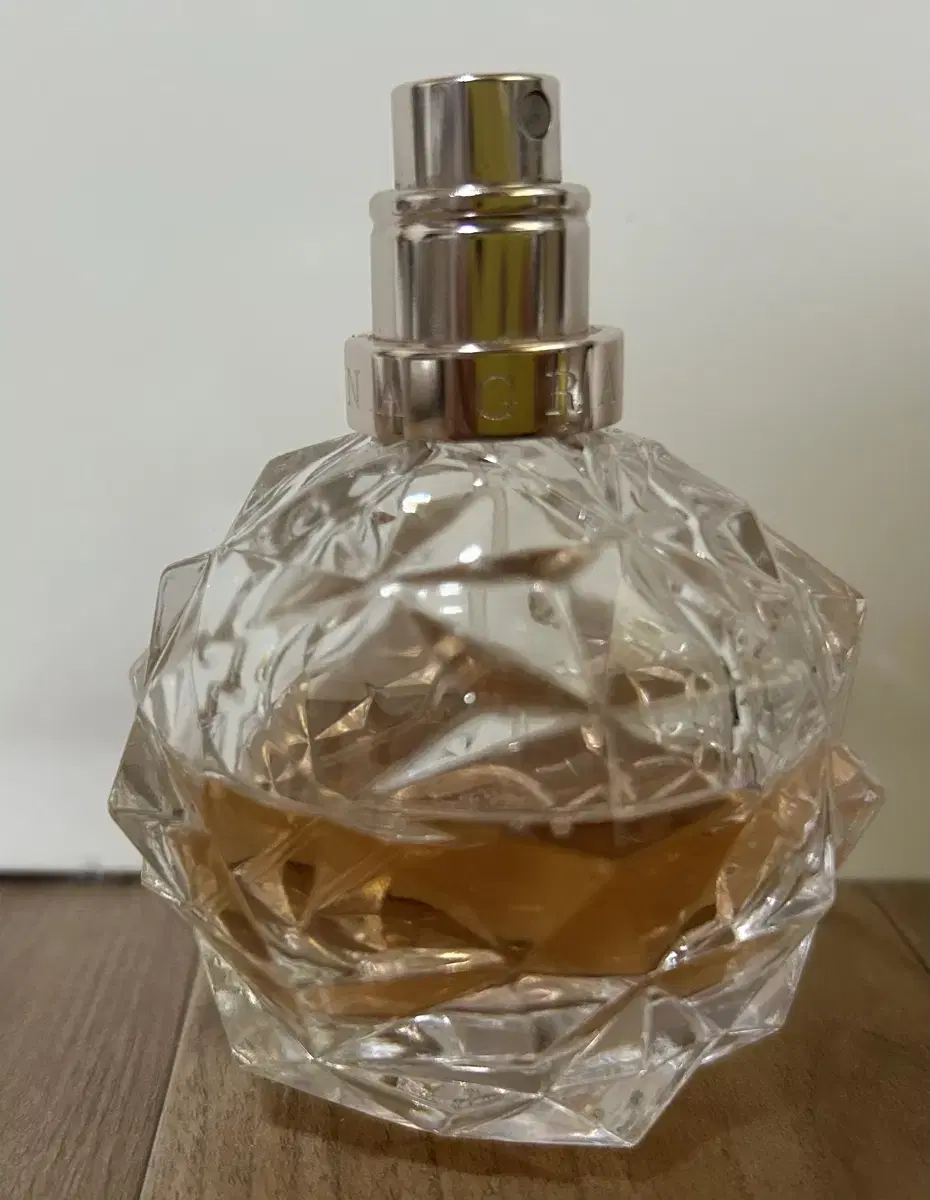 아리아나그란데 아리 50ml