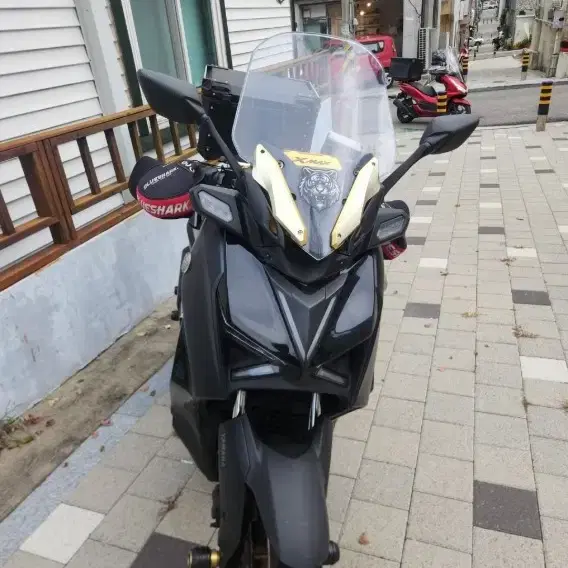 xmax300 페리