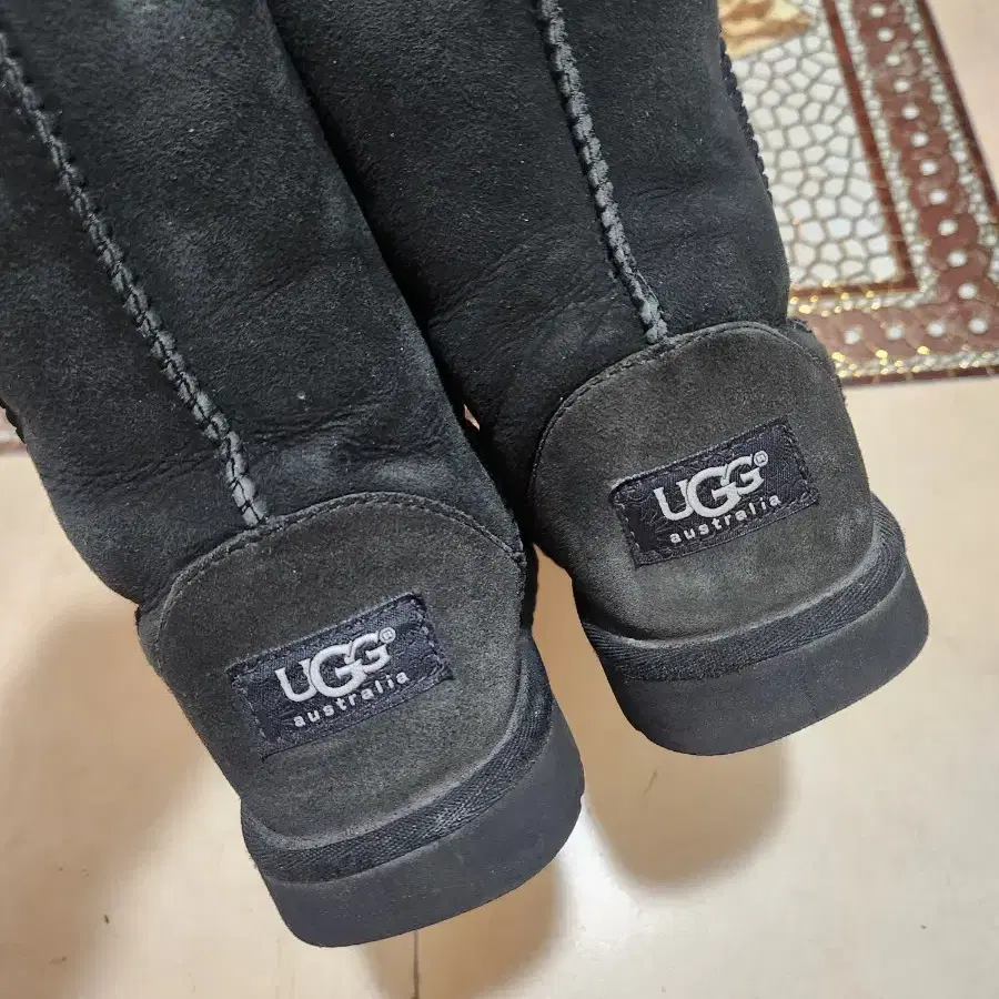 ugg 어그 블랙 225