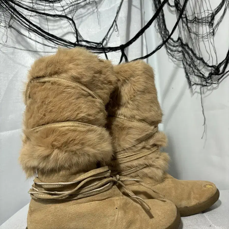 Beige Fur Detail Strap Boots