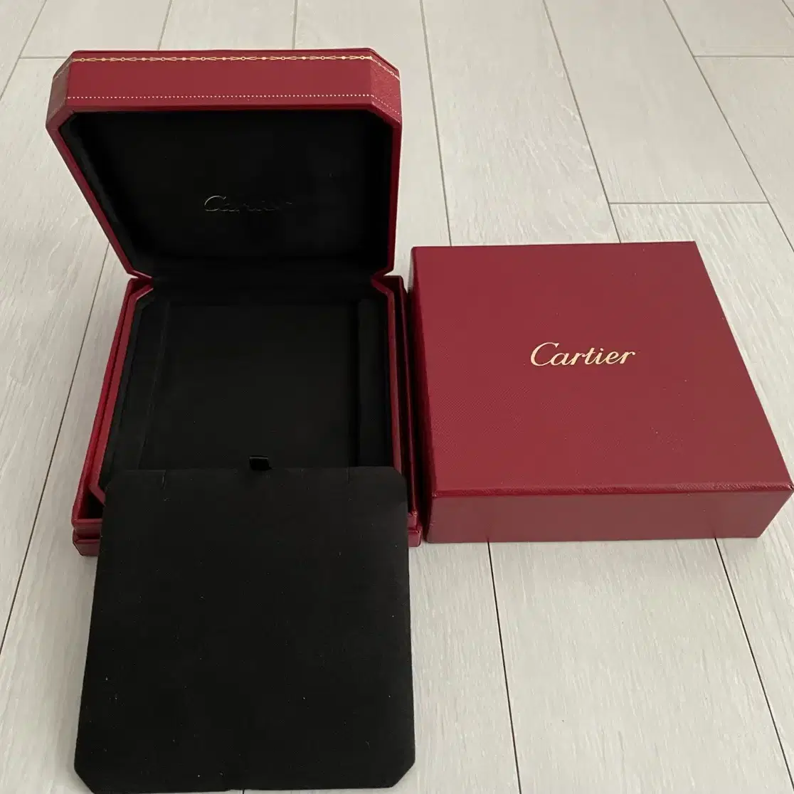 [Cartier]까르띠에 목걸이 케이스 박스 판매합니다.