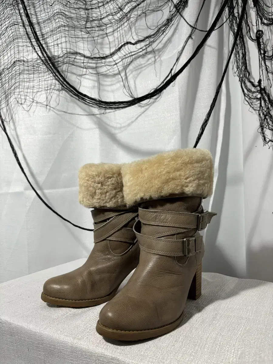 Strap Belt Detail Ivory Fur Boots