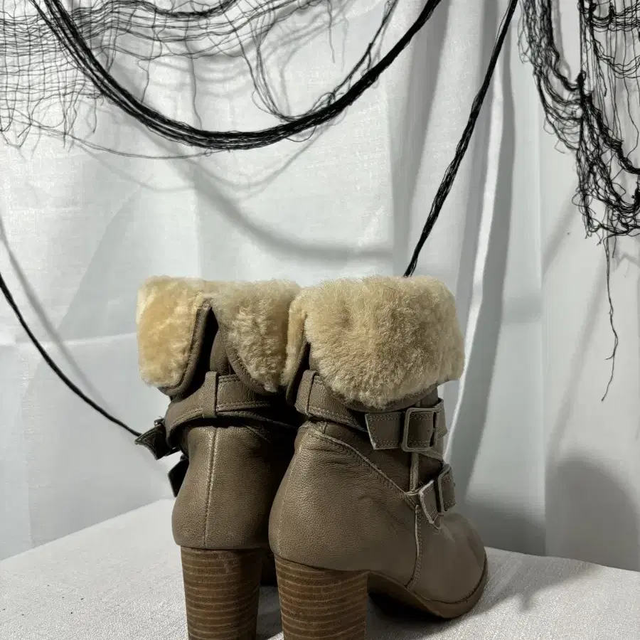 Strap Belt Detail Ivory Fur Boots