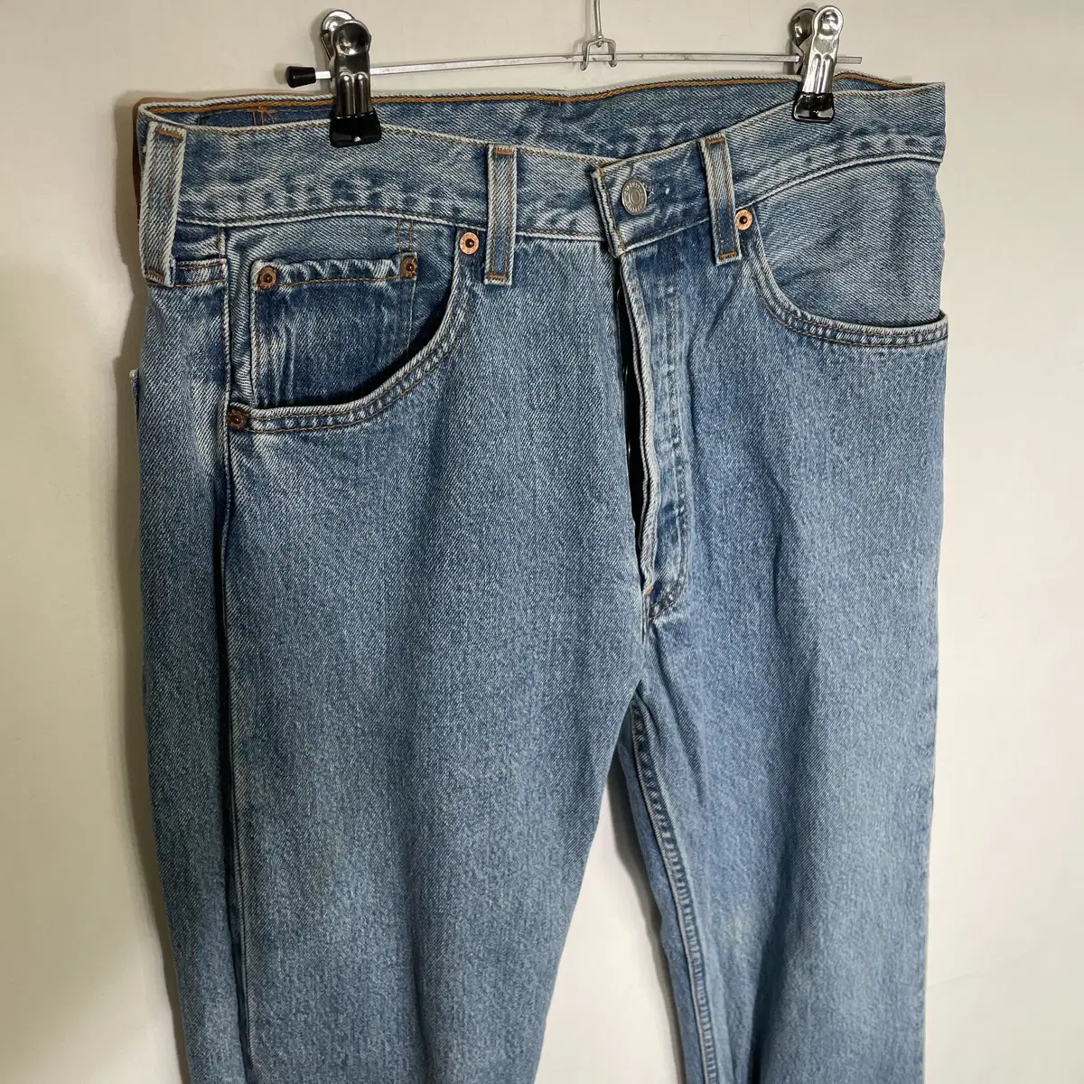 Levi's 90s 501 32" (Made in the USA in '96)