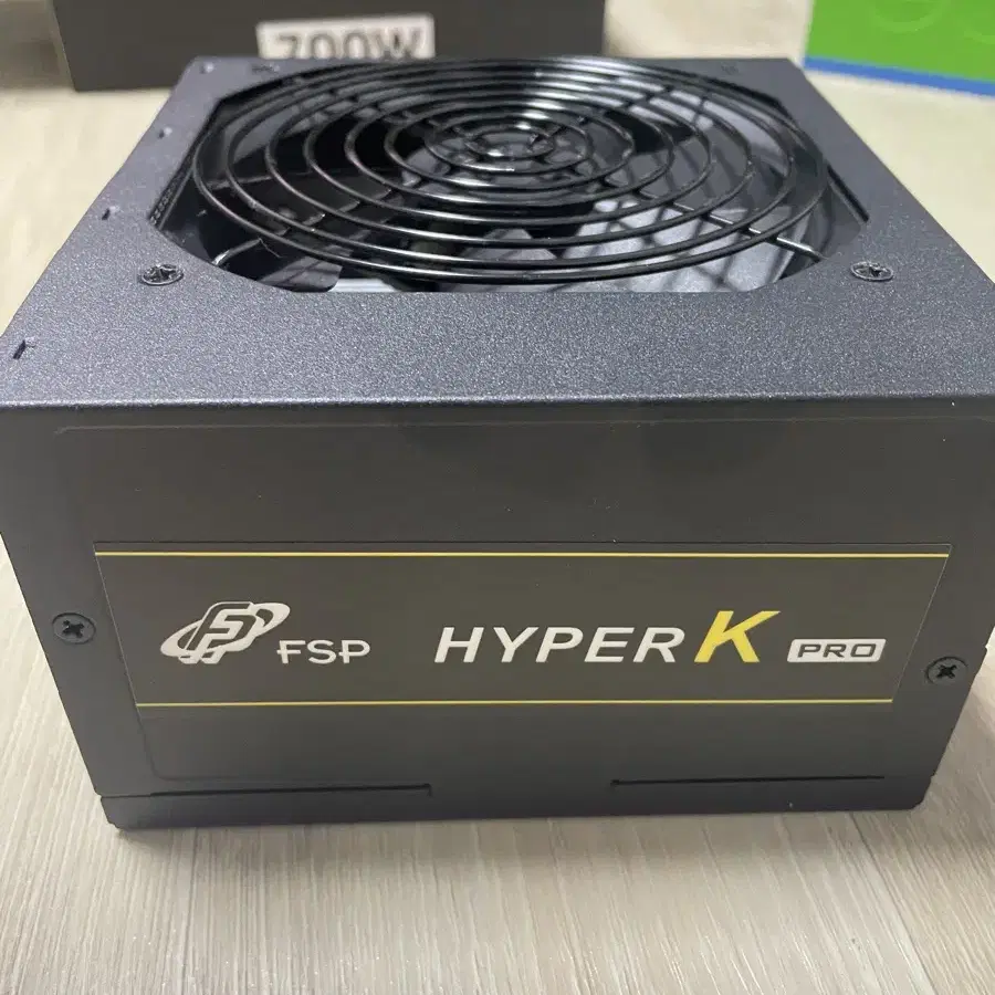 FSP 컴퓨터 파워 700W 팝니다