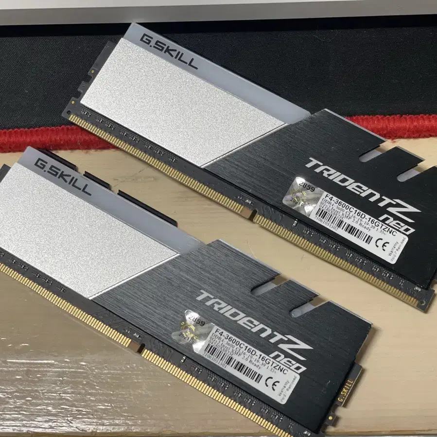 DDR4 G.skill trident z neo 3600 8기가 2개