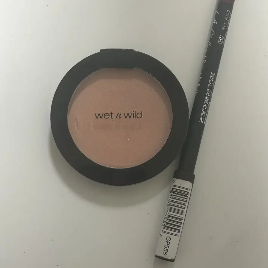 Wet n wild 블러셔 +덤 립라이너