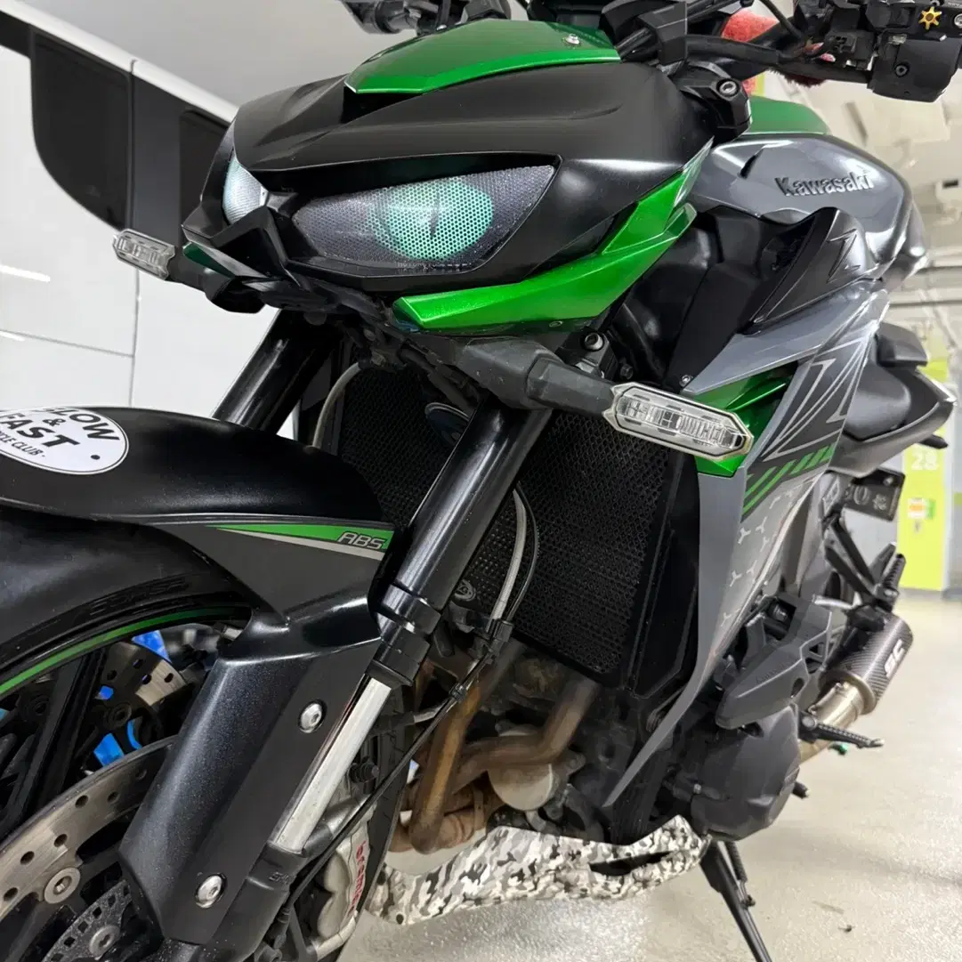 20년식 가와사키 z1000r 에디션 판매 합니다