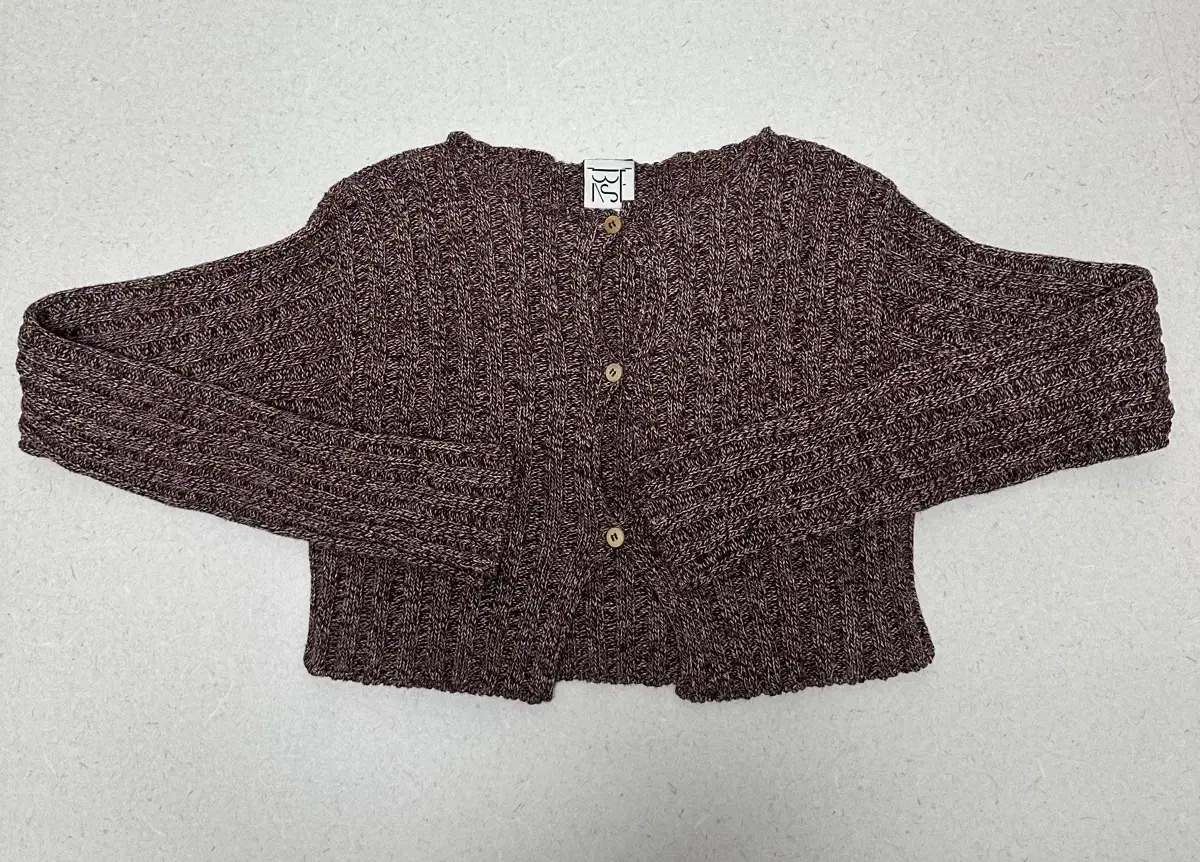 baserange Macau Cardigan