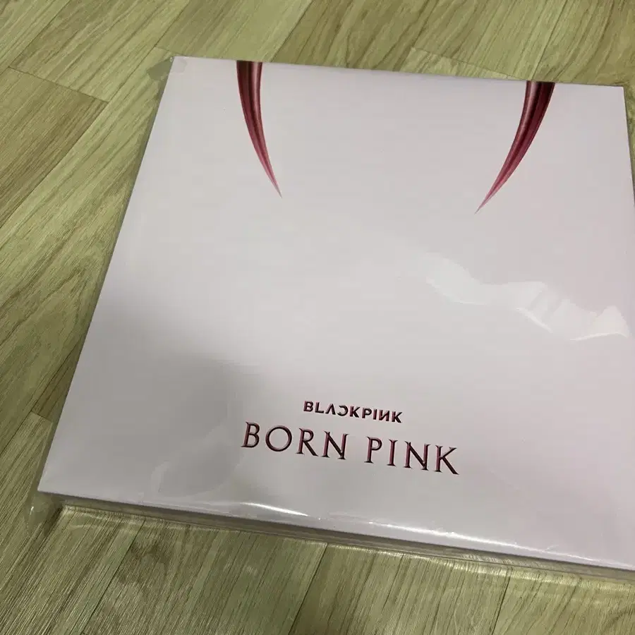 블랙핑크 LP Born pink 미개봉 팝니다