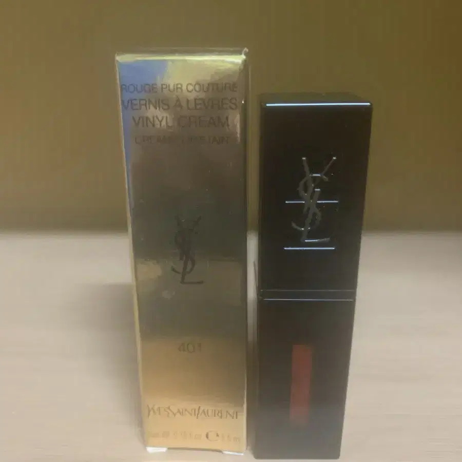 [새상품] 입생로랑 YSL 바이닐 크림틴트 401호