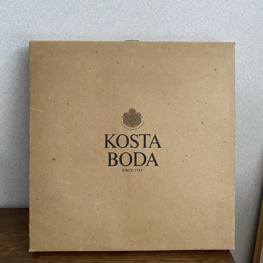 KOSTA BODA <SOMEBODY> 서빙플레이트 13인치