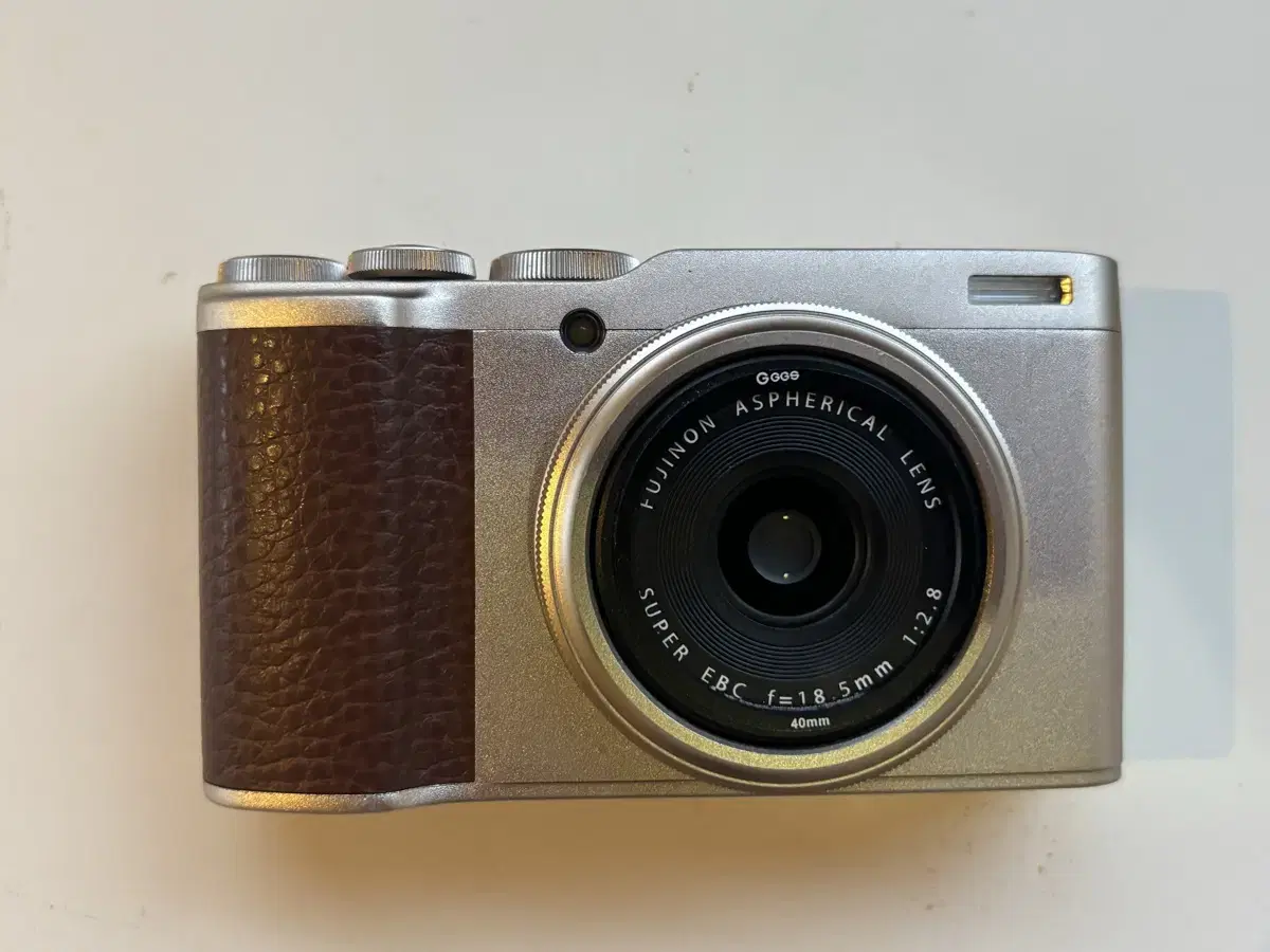 fuji film 후지 xf10 xf-10 판매합니다