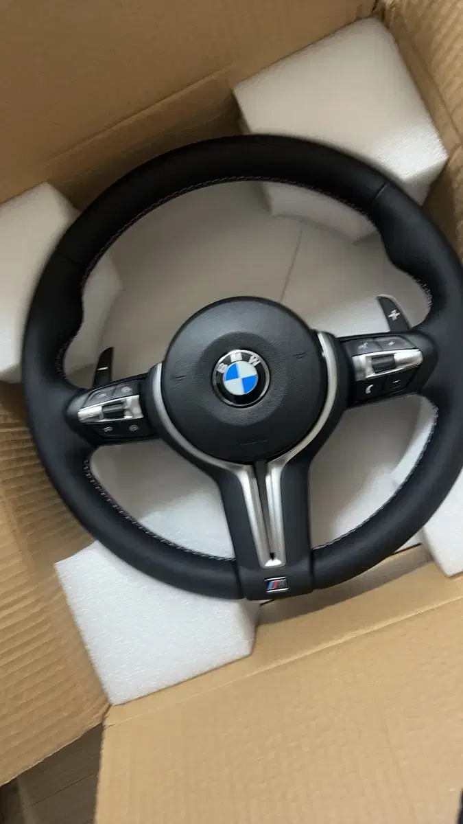 BMW F바디 전 차종 열선가능 m핸들