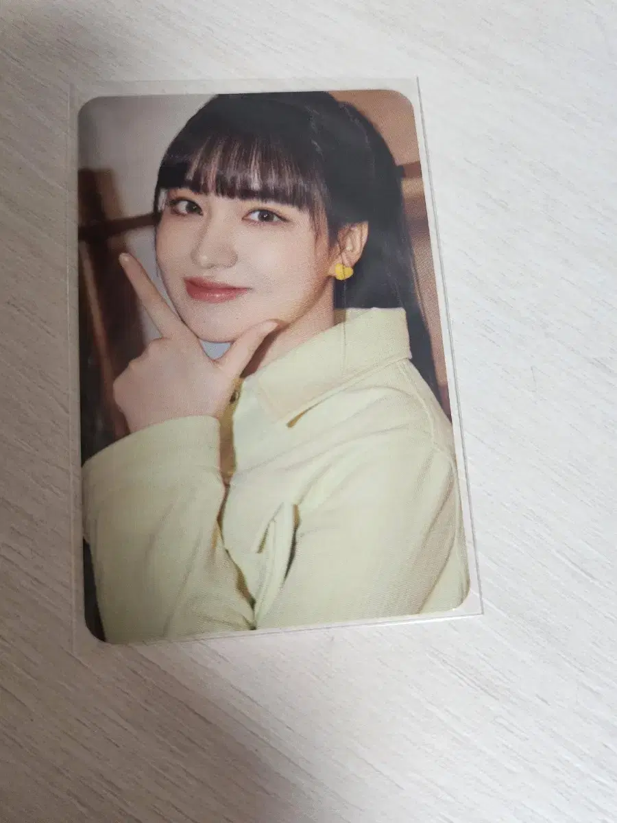 Ive liz cornbeard tea 1st batch photocard to sell