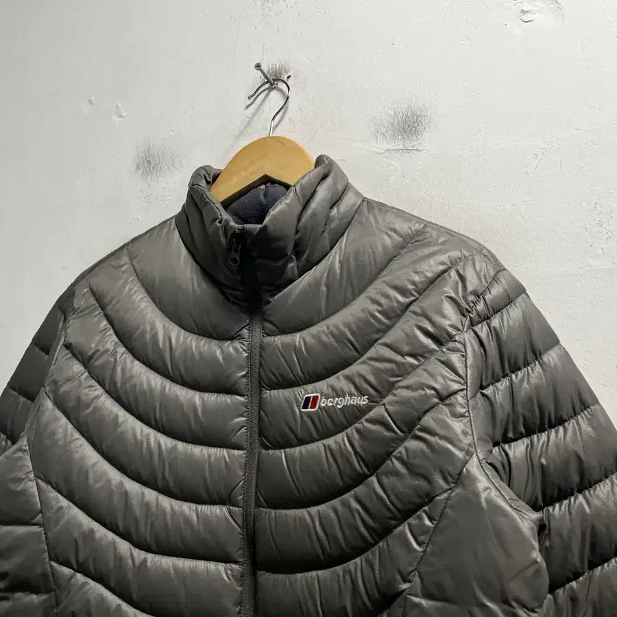 95 berghaus 구스다운 거위털 경량패딩자켓 정품