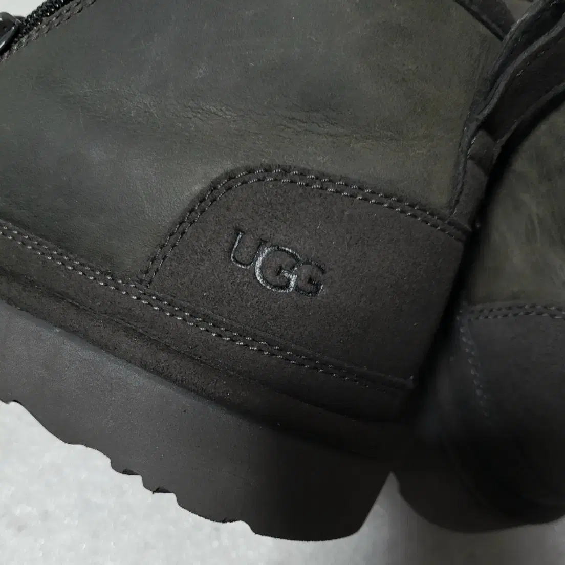 어그 UGG 방한화 양털가죽부츠 단목스니커즈 남성용 255~260