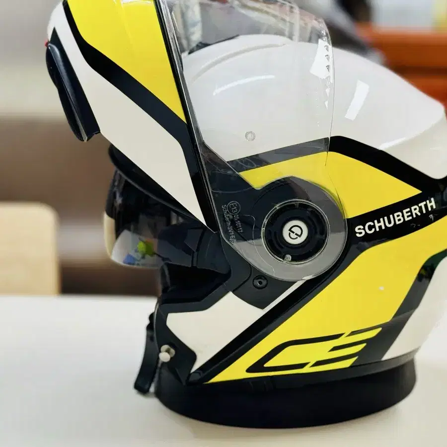 슈베르트 Schuberth C3 Pro System 헬멧