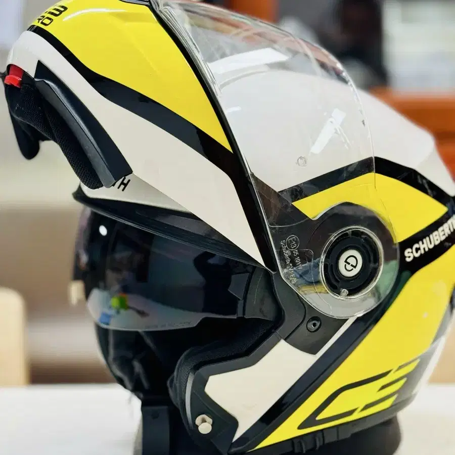 슈베르트 Schuberth C3 Pro System 헬멧