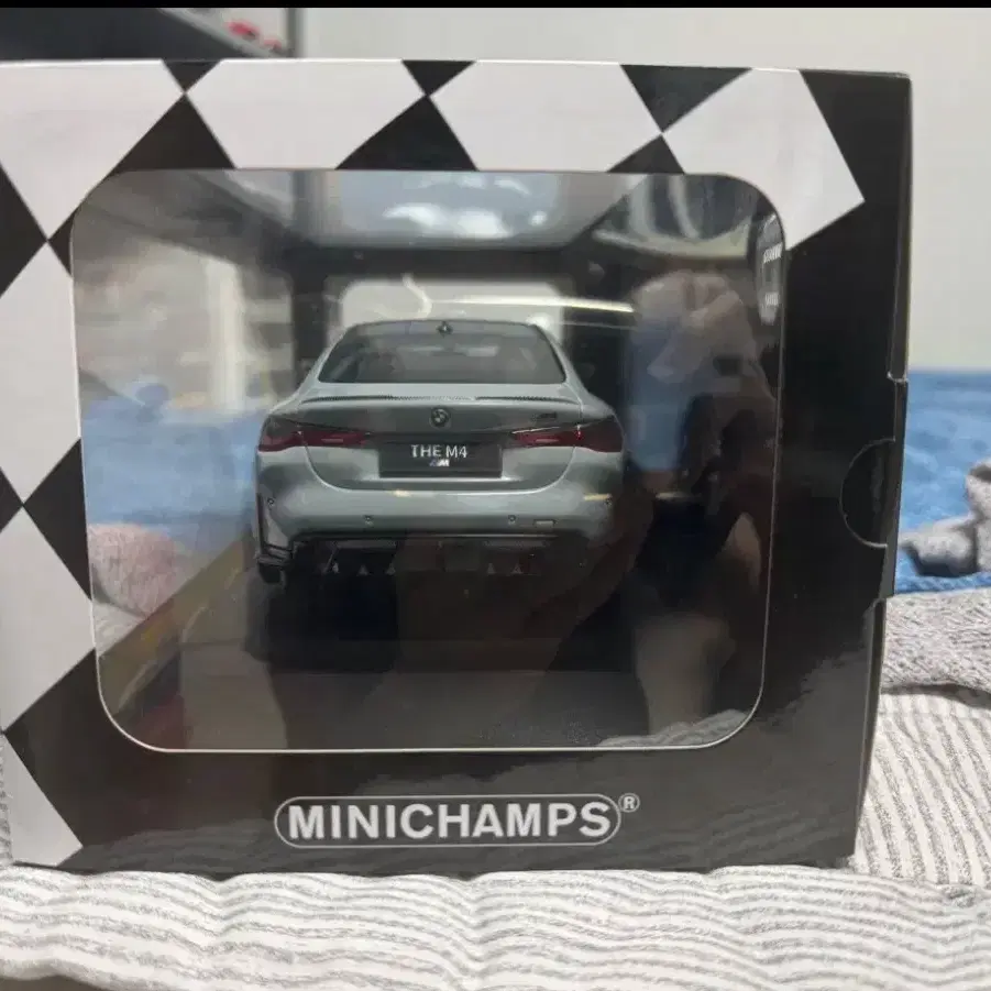 미니챔프 1:18 1/18 Bmw m4컴페티션 다이 캐스트 (논오픈)