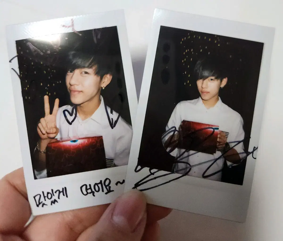 B.A.P daehyeon B.A.P Attack Handwritten sign Polaroid