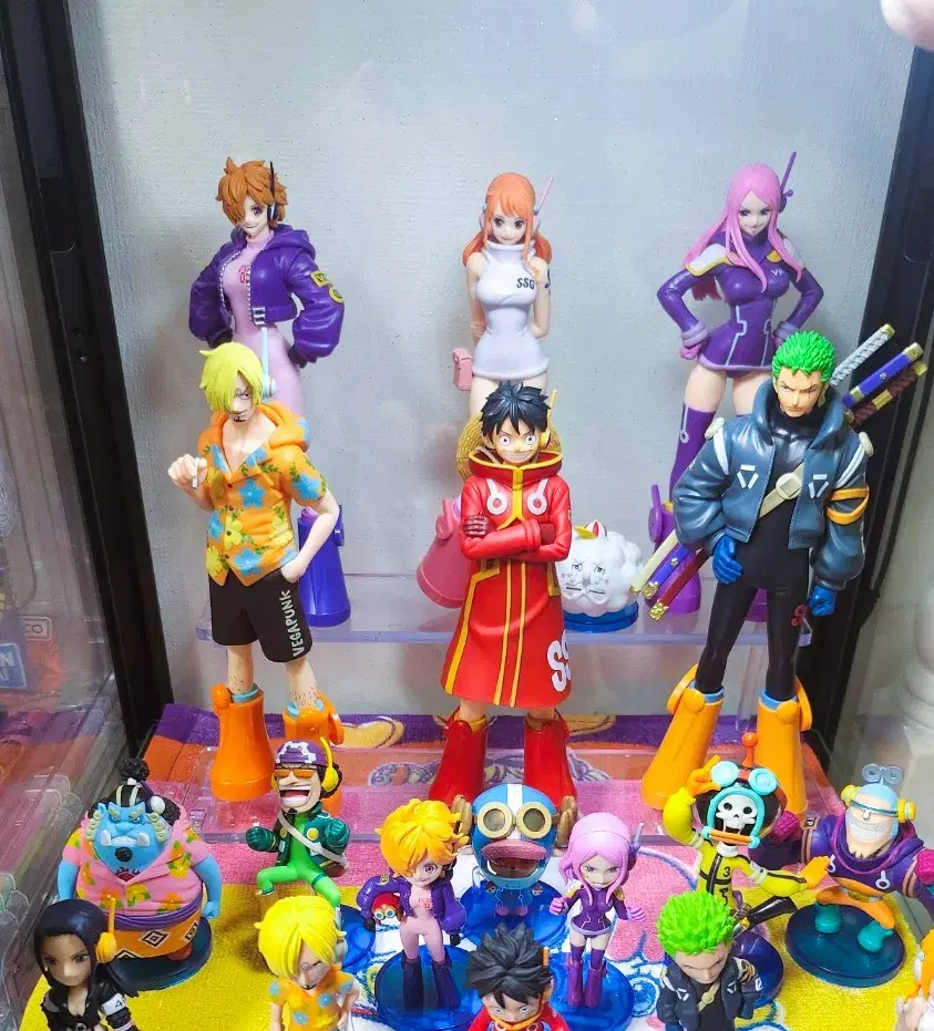 7 DXF Eggheads ONEPIECE Figures