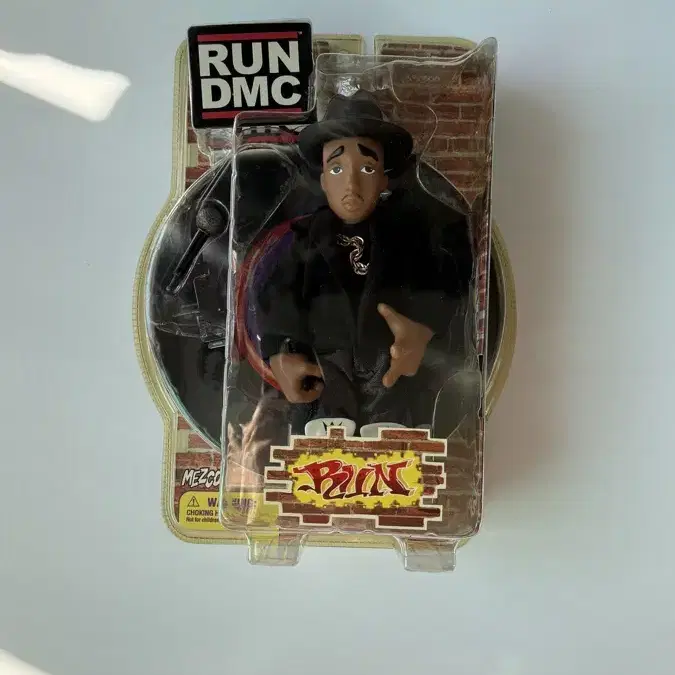 RUN DMC 피규어