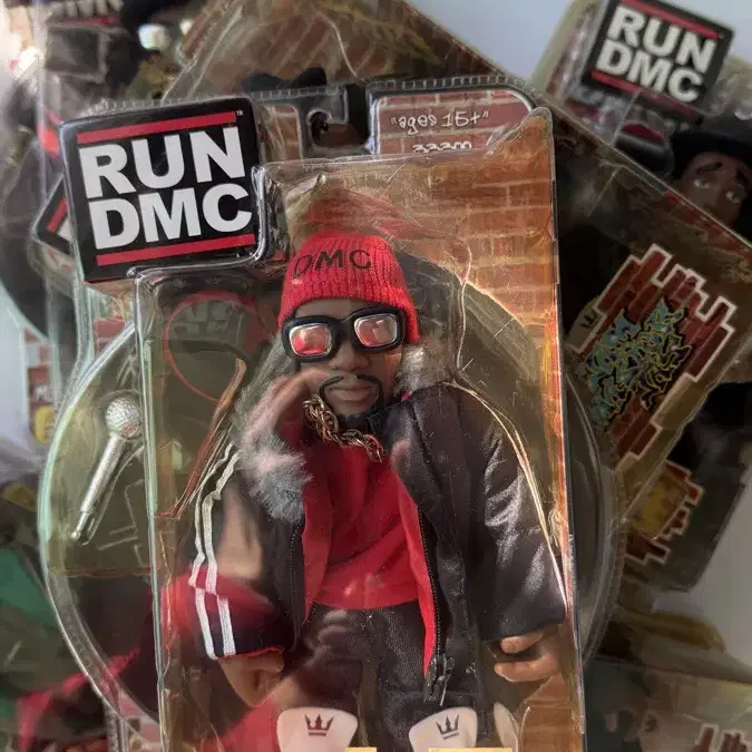 RUN DMC 피규어