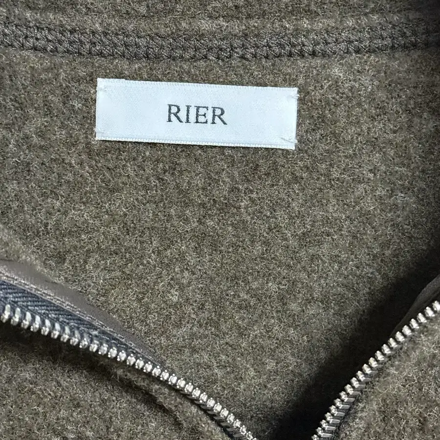 Rier natural fleece M사이즈 Ebane