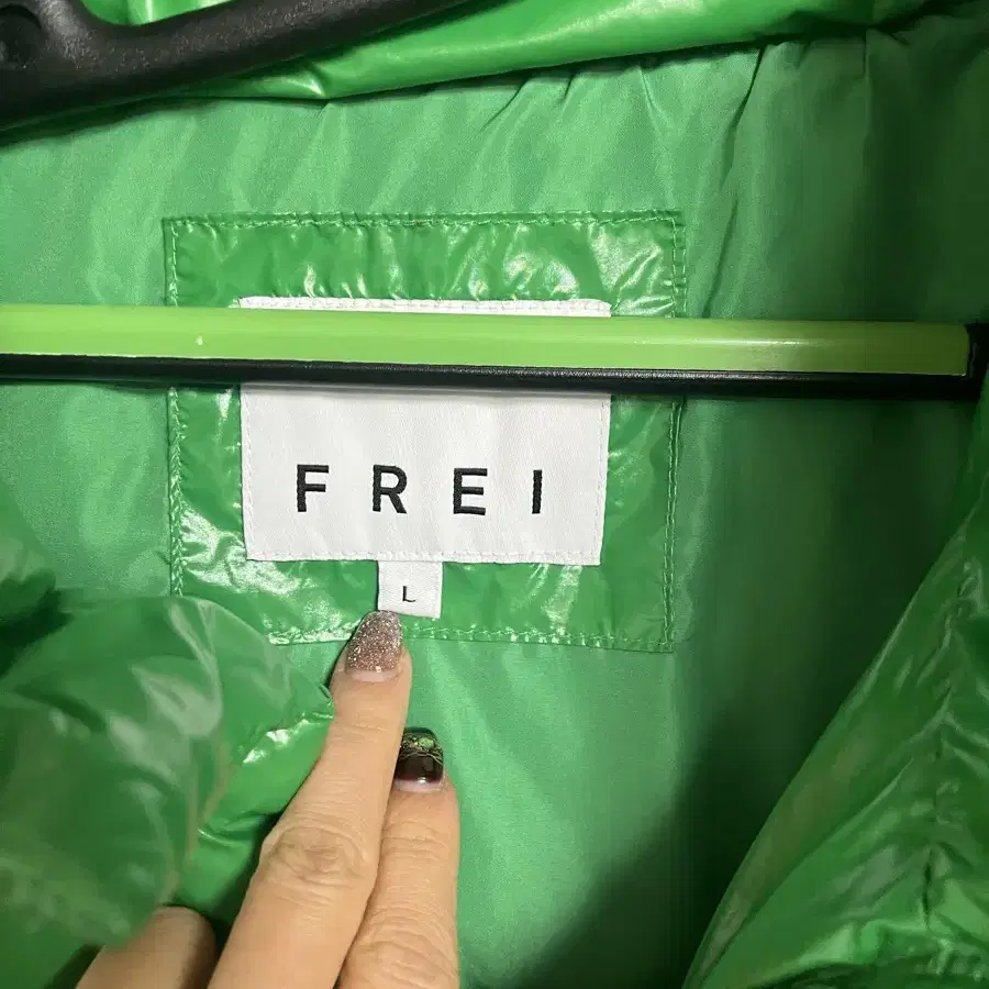 FREI 프라이 숏 푸퍼 송민호패딩 L