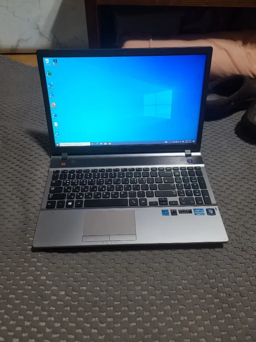 삼성 NT550P5C 노트북 i7-3610qm 램8 SSD240