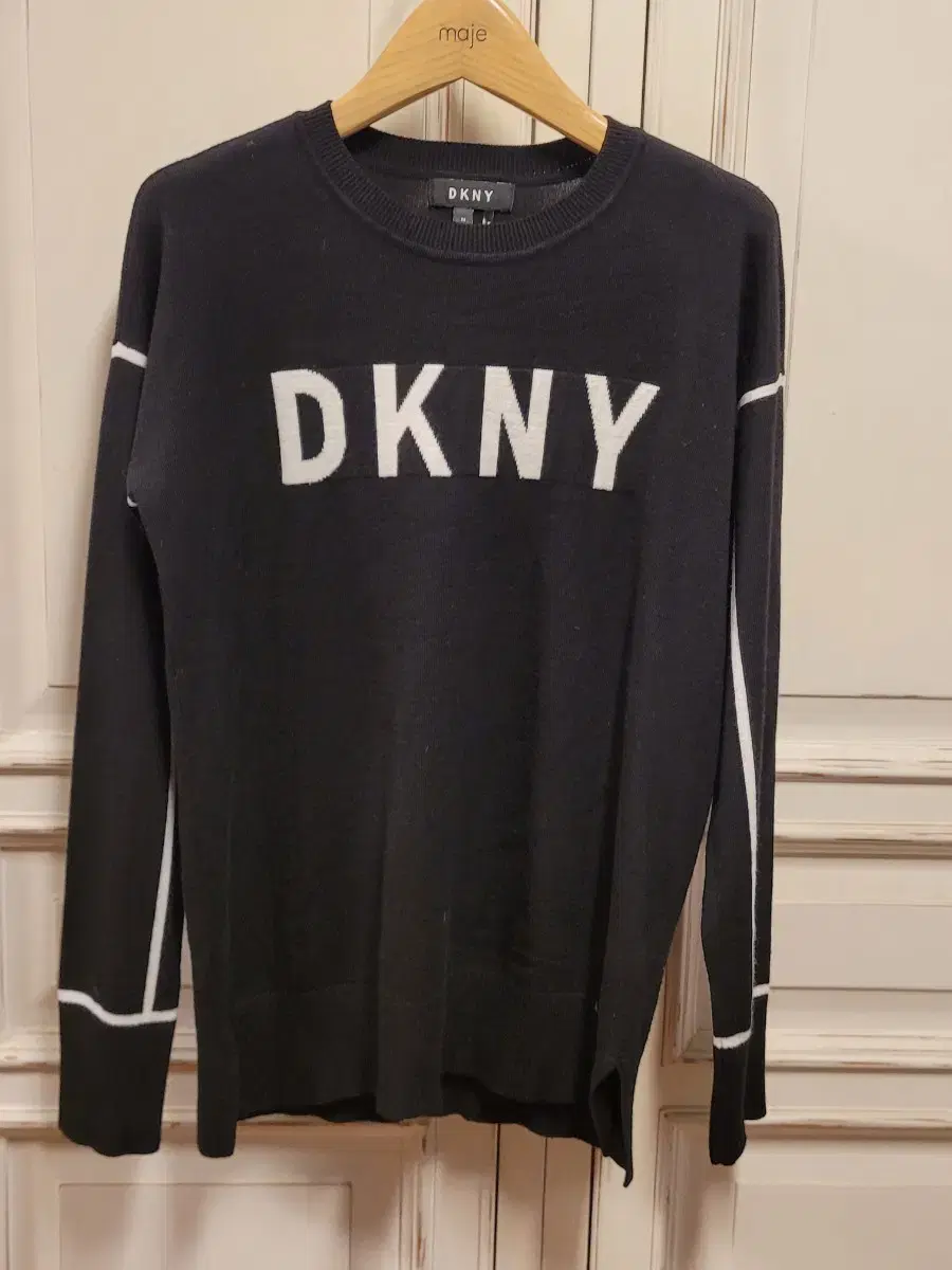 DKNY  니트