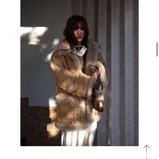 [5회착용]프레클무스탕 faux shearling jacket