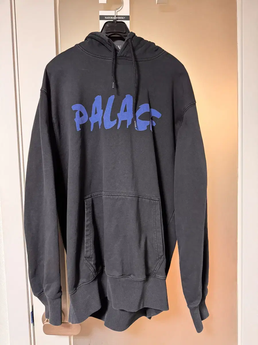 Palace 후드