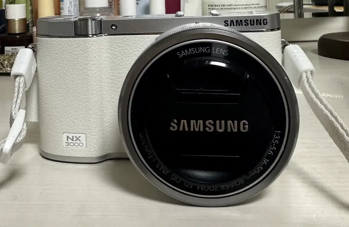 삼성 NX3000 미러리스 디지털카메라