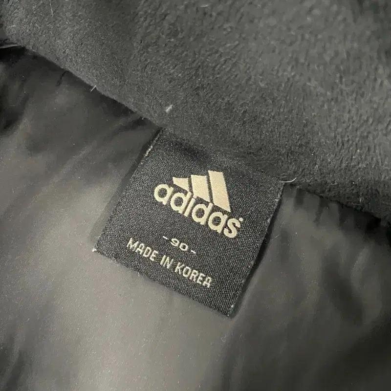 90 ADIDAS 아디다스 오리털 패딩 A00409