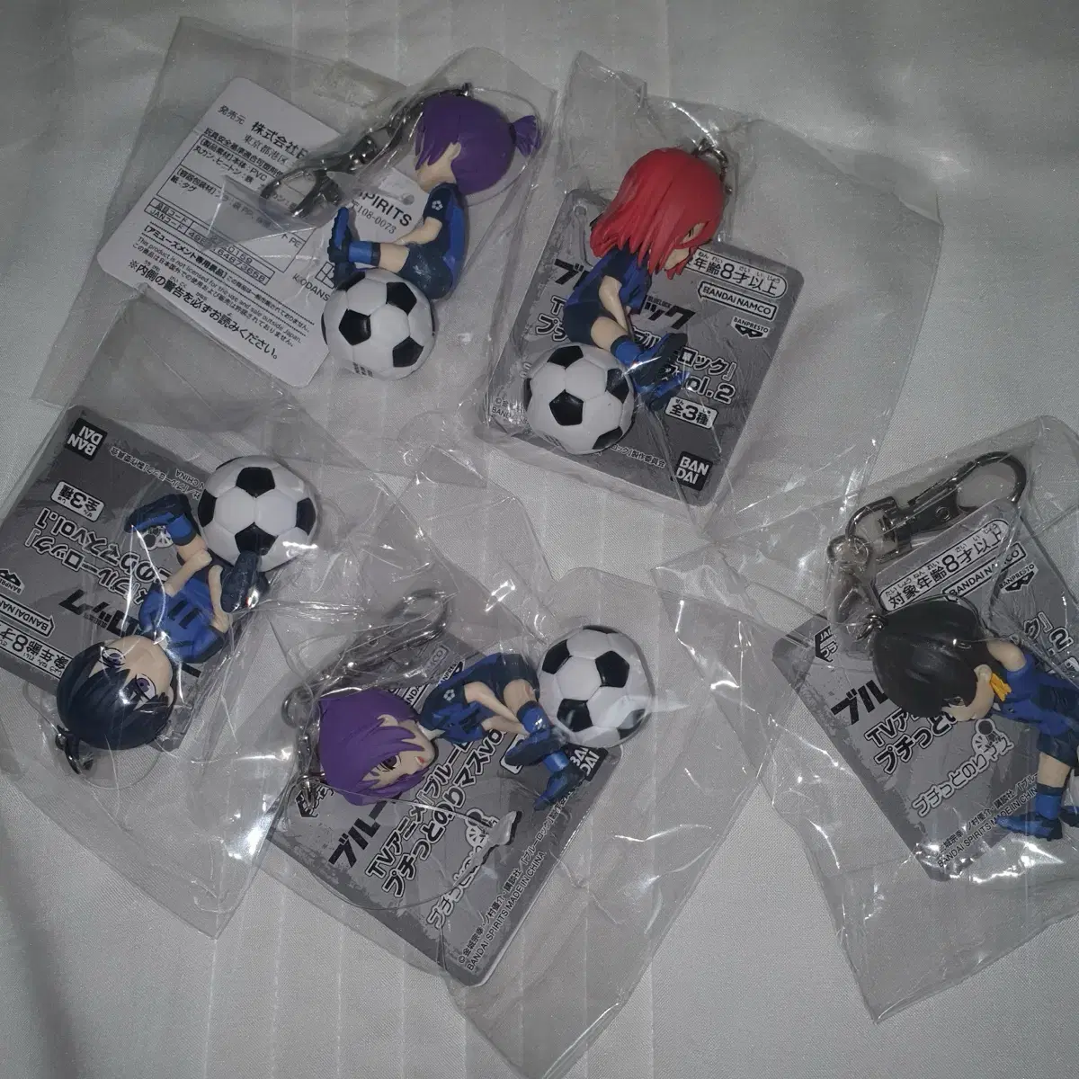 Price per piece) BLUELOCK Chigiri Isagi Leo Bachira Figure keyring Strap acrylic