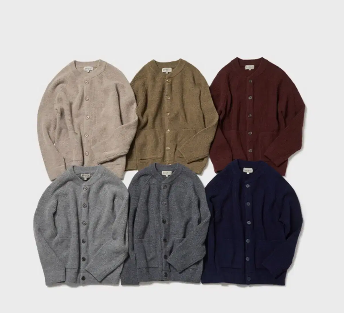 부기홀리데이 가디건 LAMBSWOOL ROUND NECK CARDIGAN