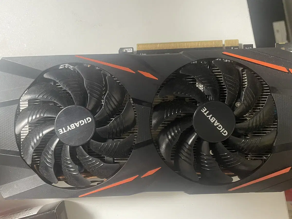 라데온 rx580 4gb